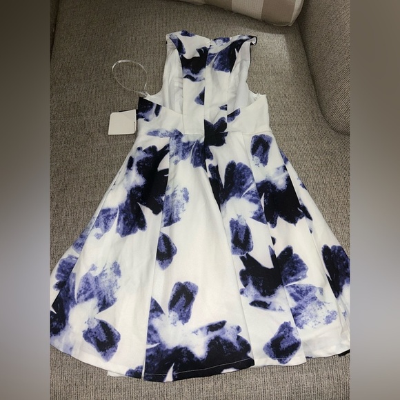 NWT Lulu's chic blue and ivory skater dress size small - Picture 9 of 10